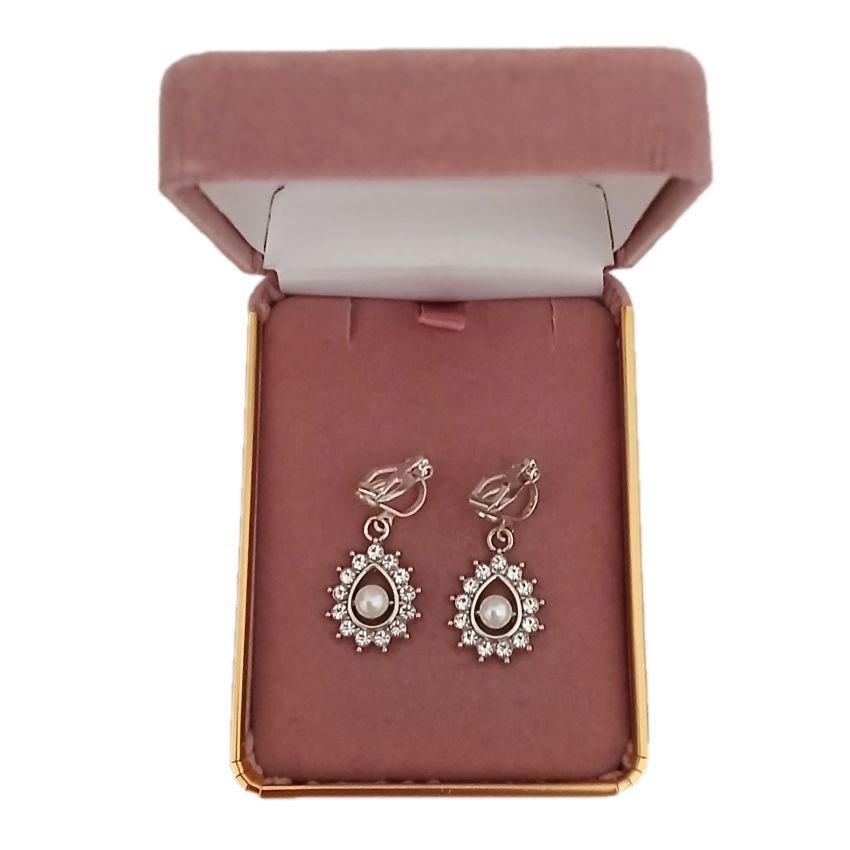 Edged Tear Drop Pearl Clip On Earrings(2)