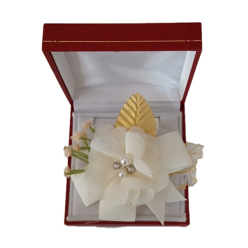 Gold Leaf Cream Flower Wrist Corsage