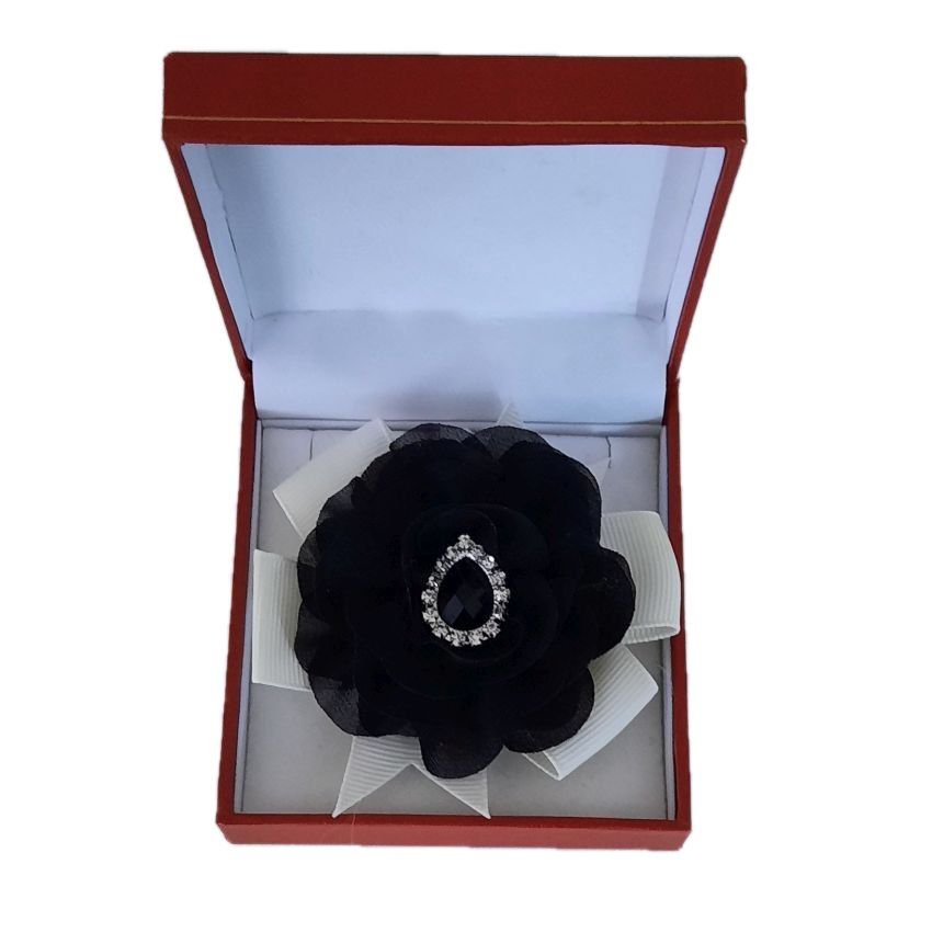 Pear Drop Centre Black Flower Wrist Corsage