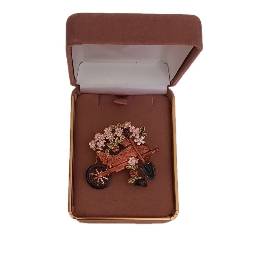 Wheelbarrow And Flowers Brooch(2)