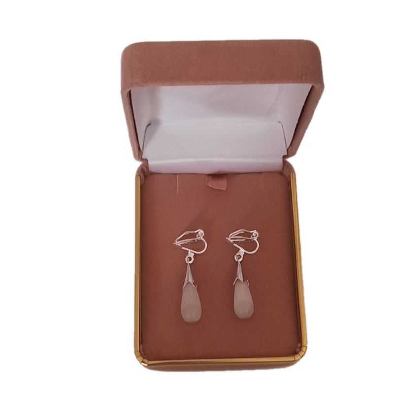 Bullet Drop Pearl Clip On Earrings(2)