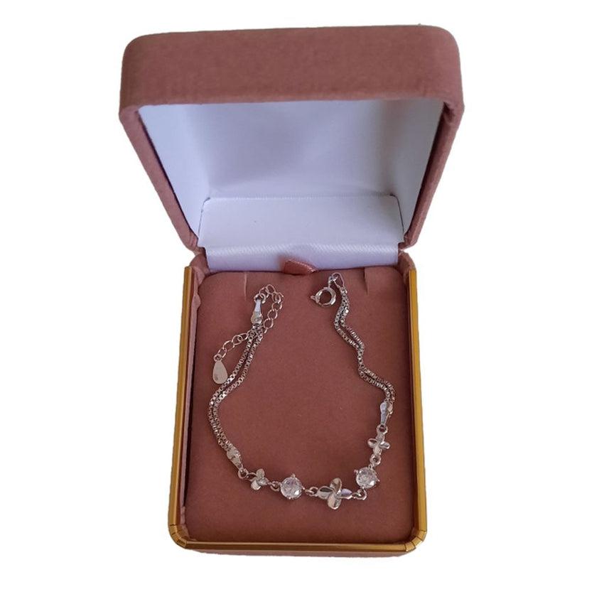 Clover Centre With Cubic Zirconia Stones Silver Bracelet