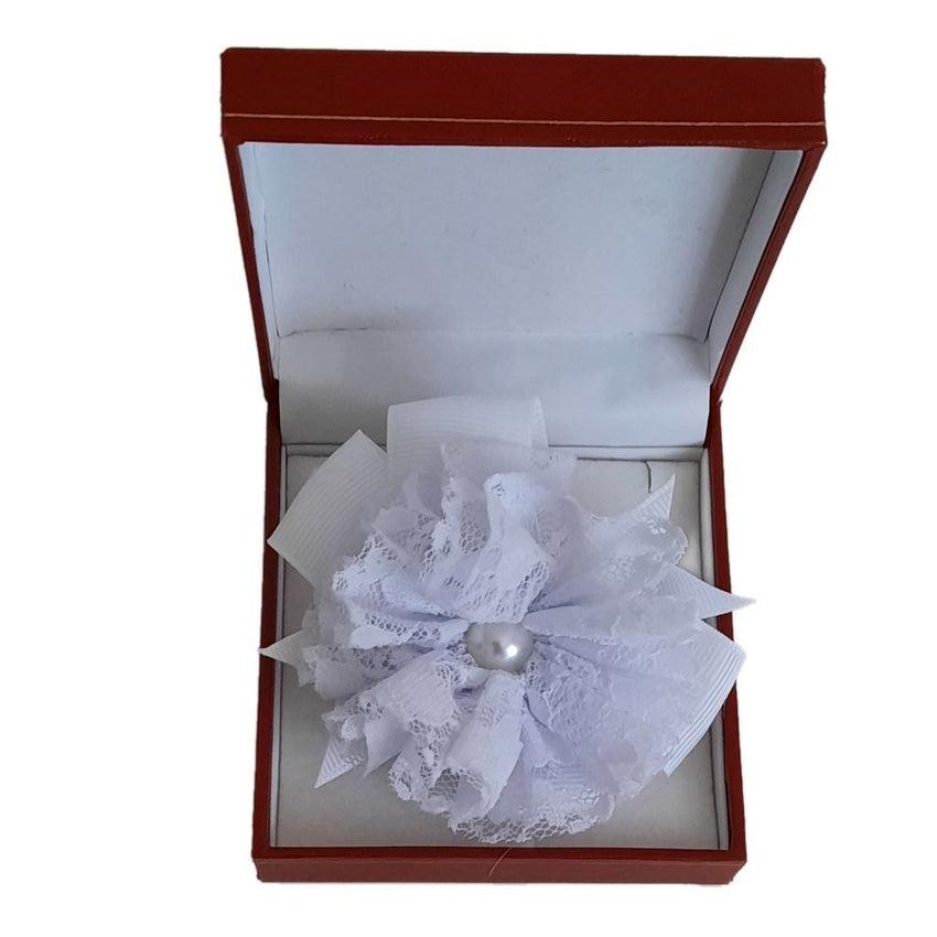 Lace White Flower Wrist Corsage