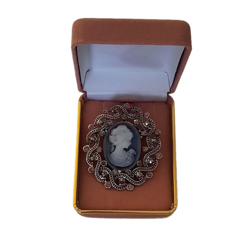 Large Crystal Set Traditional Cameo Brooch(2)