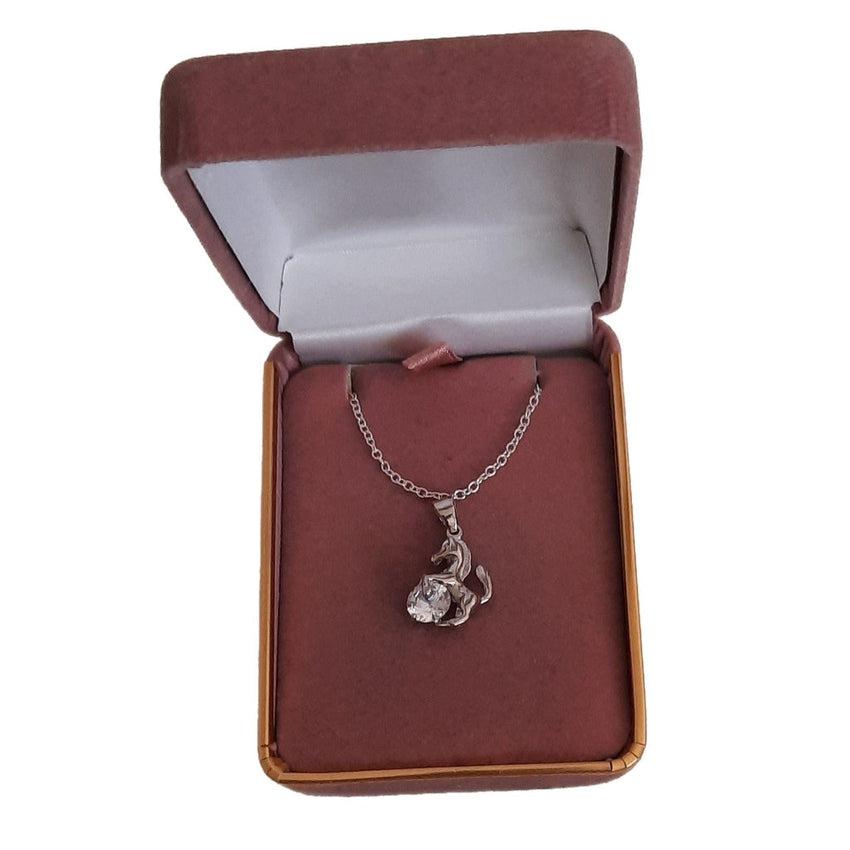 Round Cubic Zirconia Pretty Horse Pendant