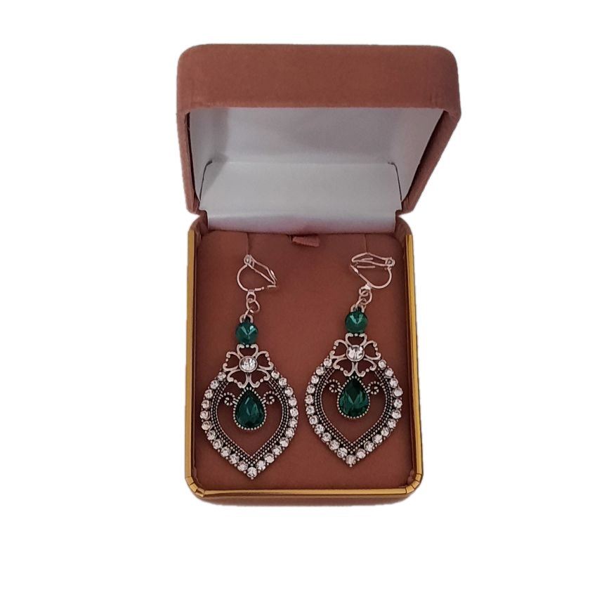 Vintage Design Emerald Green Clip On Earrings(2)
