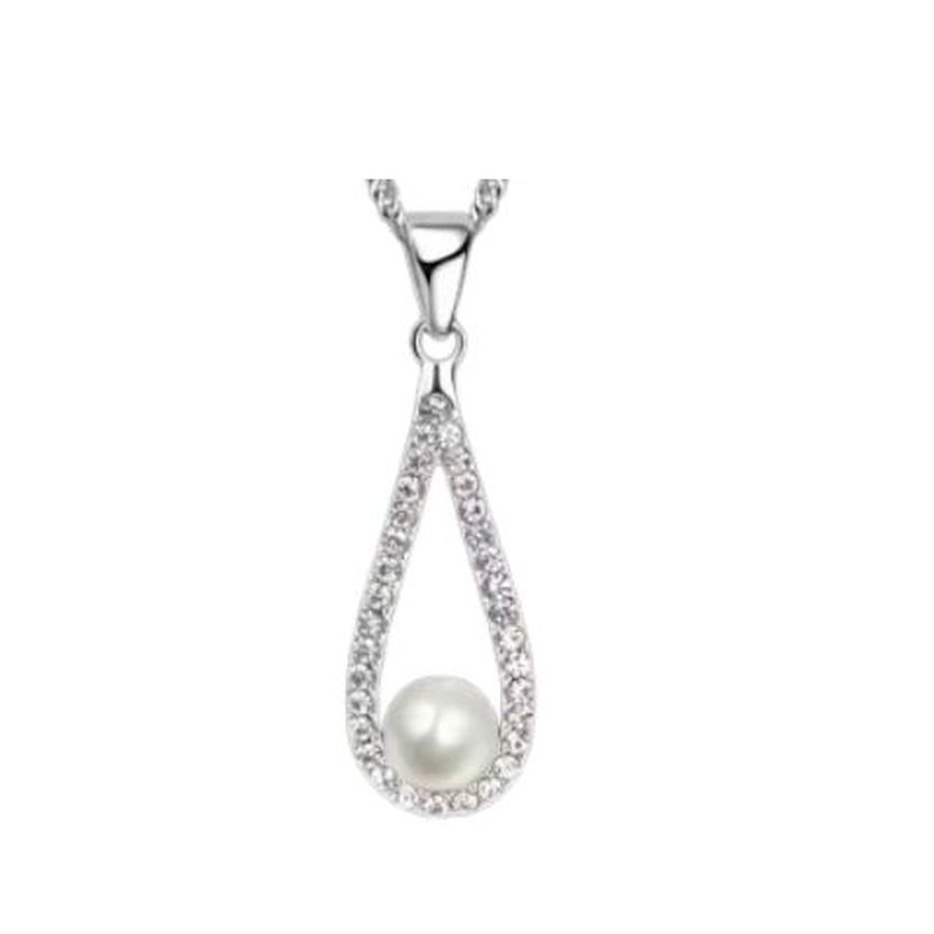 Diamante And Pearl Pendant