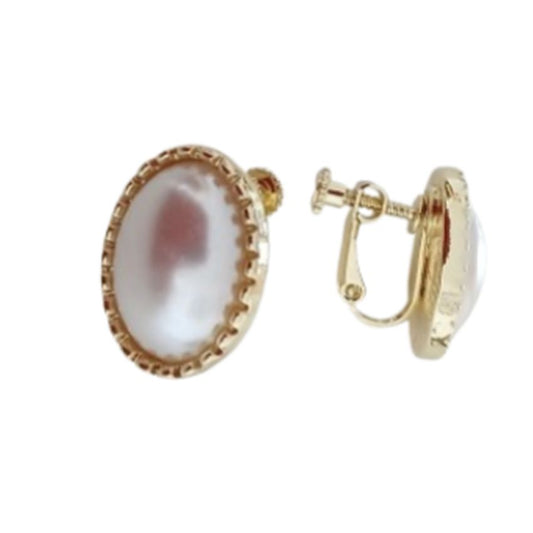 Oval Diamante Pearl Screw Back Clip On Earrings