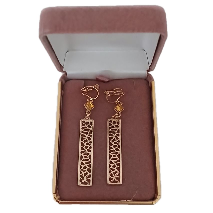 Patterned Gold Clip On Earrings(2)