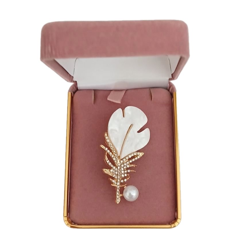 Pearl Feather Ladies Brooch(2)