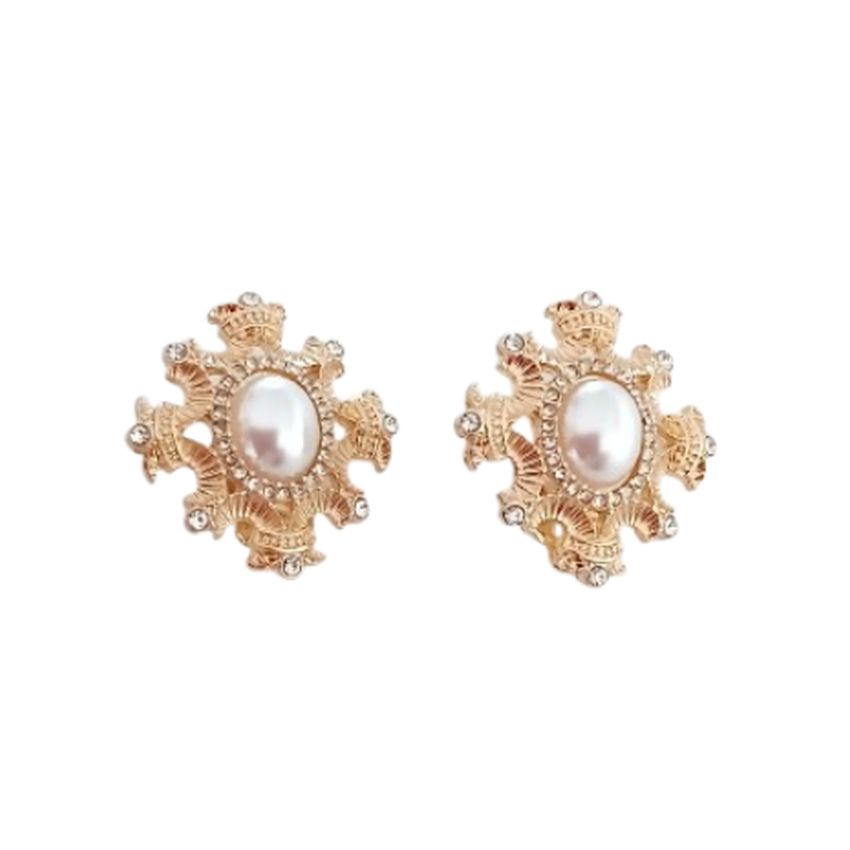 Pearl Centre With Gold And Crystal Edges Clip On Earrings