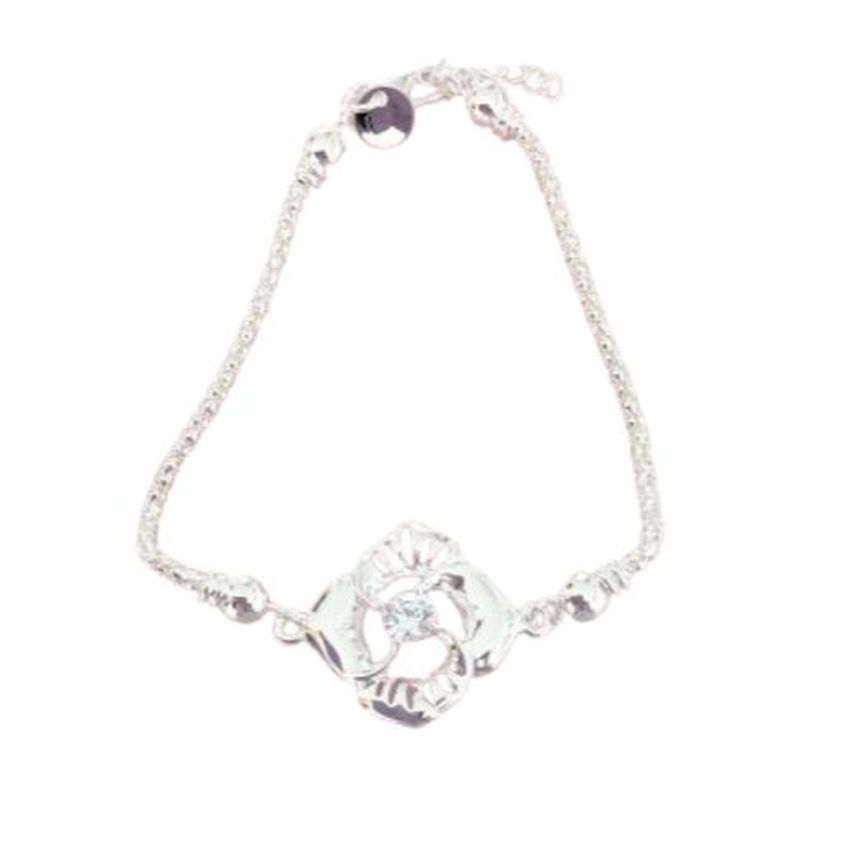 Silver Bracelet with A Flower Centre