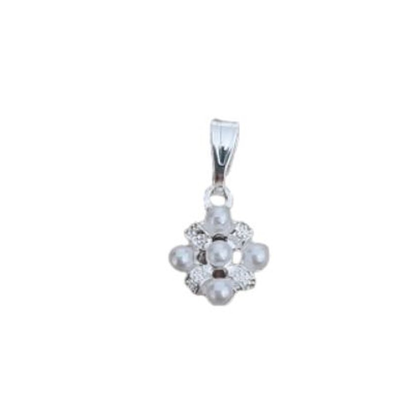 https://www.silverbling.ie/products/small-crystal-and-pearl-pendant