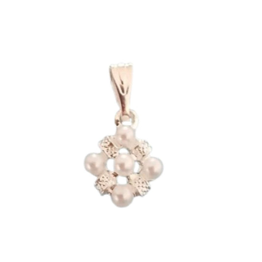 Small Crystal And Pearl Pendant