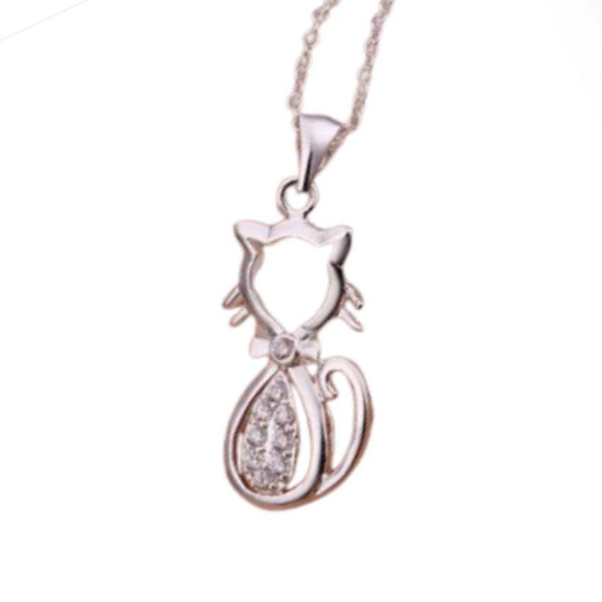 Sterling Silver Cat Pendant With a Cubic Zirconia Set Middle