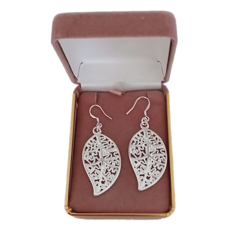 Sterling Silver Leaf Dangly Earrings(2)