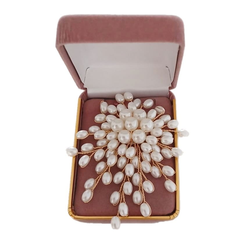 Stunning Pearl Bead Ladies Brooch(2)