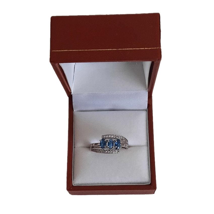 3 Blue Cubic Zirconia Stone Ring With White Stone Detail Edges