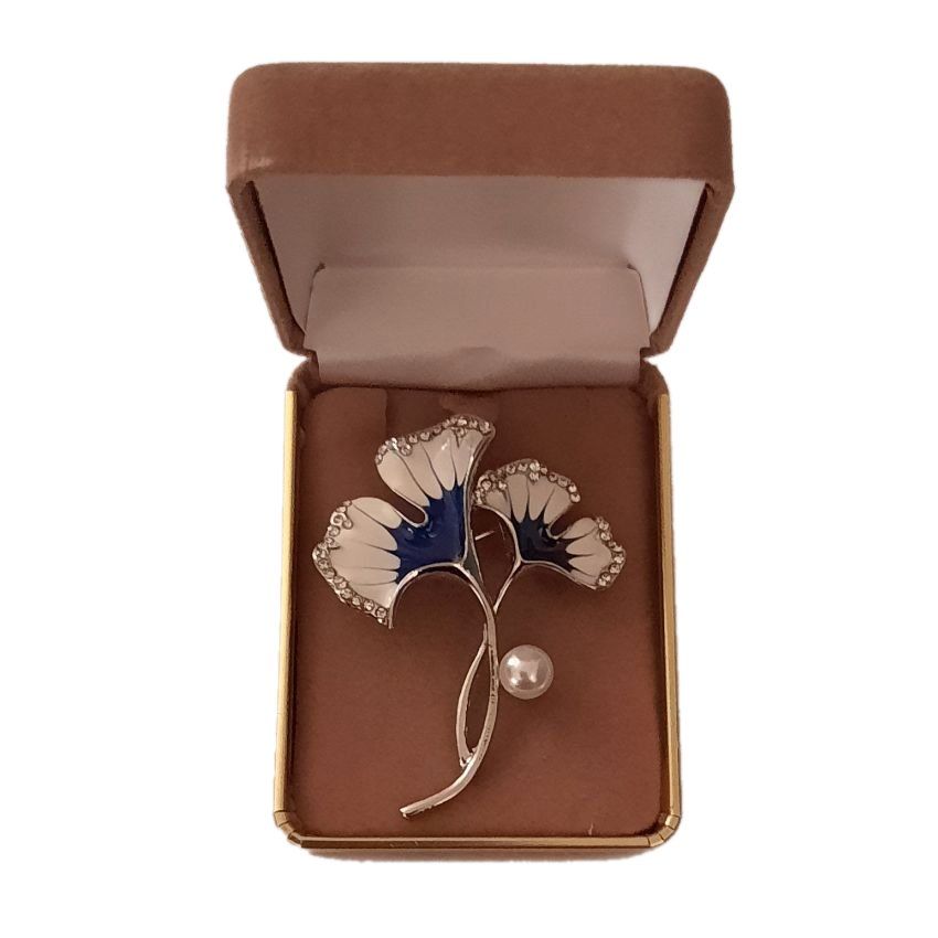 Blue And White Flower Brooch