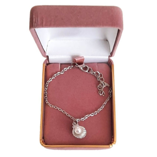 Fashion Jewellery Pearl In A Shell Bracelet