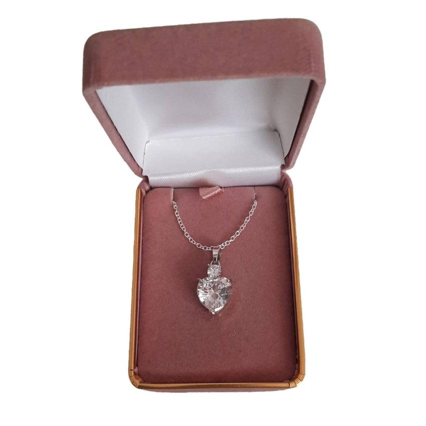 Large Stone Cubic Zirconia Heart Pendant With a Solitaire Top