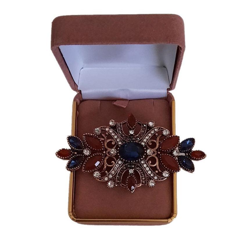Large Vintage Design Diamante Brooch