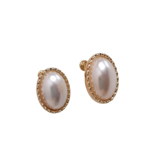 Oval Diamante Pearl Screw Back Clip On Earrings