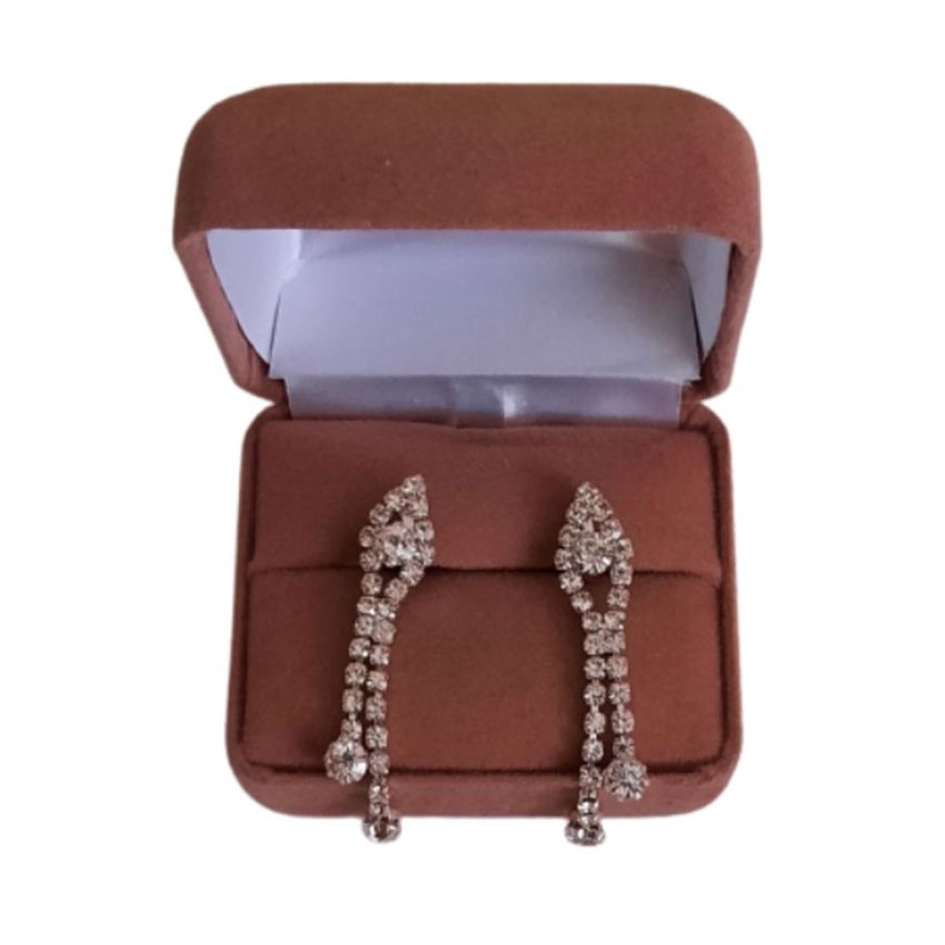 Pear Drop Diamante Edged Clip On Earrings With Diamante Drop(2)