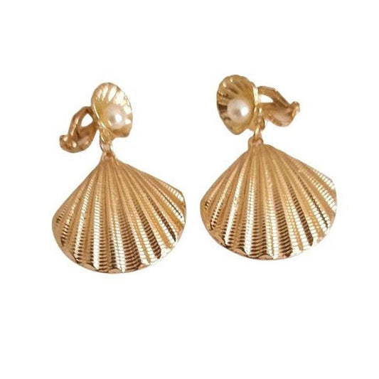Pearl Shell Design Clip On Earrings