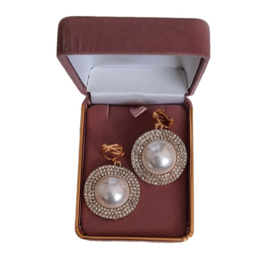 Very Large Pearl And Diamante Gold Clip On Earrings(2)